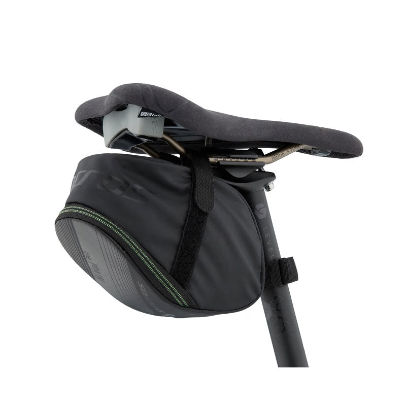Bolsa para asiento SYNCROS Hivol 800 Strap Color Negro